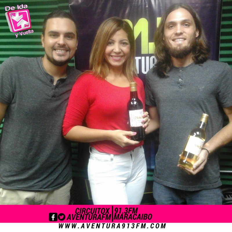 vallecarola's tweet photo. @AventuraFM913 Siguenos en la Ruta Gastronomica @wildeidayvuelta junto a Paul Kermendy y Martin Kermendy @otono_joven por la X de Maracaibo https://t.co/Vdy56s82H4