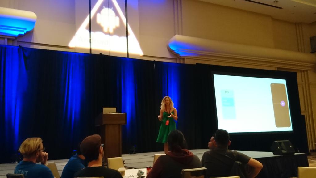 ruxeg's tweet photo. Amazing start of the talk: yoga, love, CPU and rasterization 🤗🤗 #AndroidSummit2017 https://t.co/uHiNMTP26r