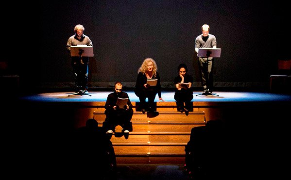 cinenterate's tweet photo. #Cervantes y #Shakespeare cara a cara en #Santander
#MiguelVsWilliam en @TeatroTNV 
con @hilotuit y @SDRCreativa
vía https://t.co/7F0aEjRuCw https://t.co/bF6CIE2mMI