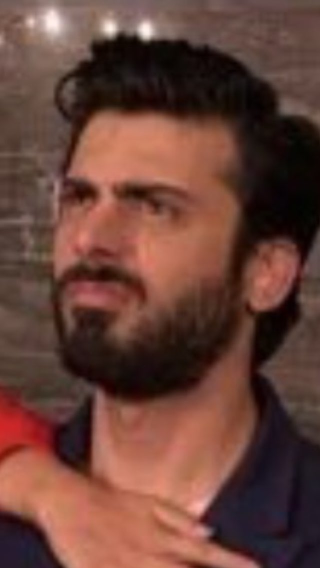 bestoffawad's tweet photo. When YOU know, your friend is lying,but your friends don't know😂 https://t.co/QMfw4ioRrE
