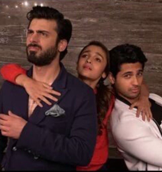 bestoffawad's tweet photo. When YOU know, your friend is lying,but your friends don't know😂 https://t.co/QMfw4ioRrE