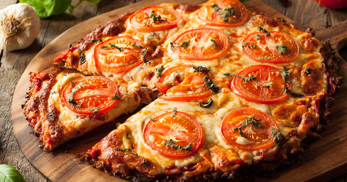 Stephtastical89's tweet photo. Cauliflower…Pizza?! Who would’ve thought combining the two could be so tasty! #BakeryFreshFriends #Contest    - https://t.co/JJ3o5Cs9wQ https://t.co/mFpbhdvZ1S