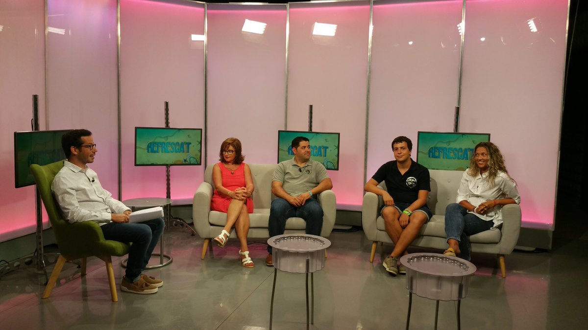 SomAlaquas's tweet photo. Les #FestesAlaquàs2017  a @Levante_TV amb @ferrancano @ElviraAlaquas @PEROLERS @tonisaura @oskiralaquas @DianaMunyoz https://t.co/vwgcZP6mRW