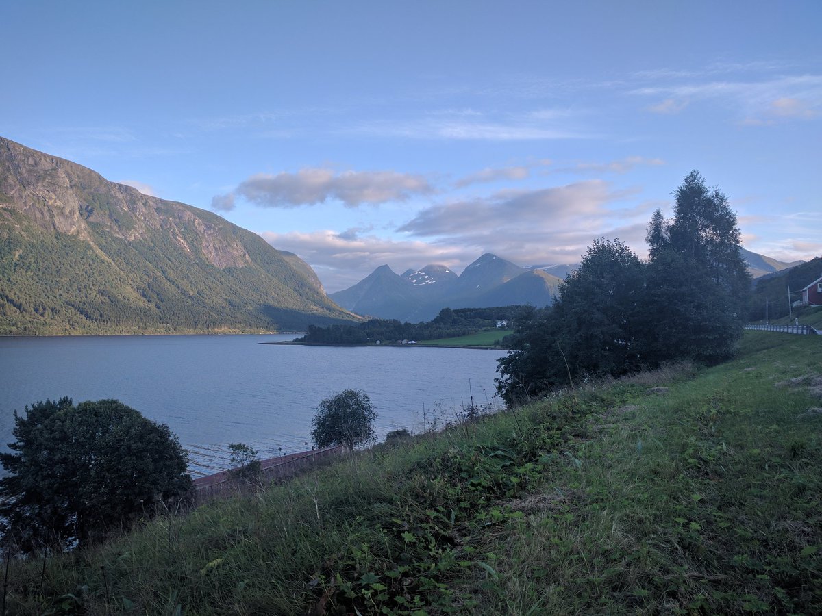 JonMachen's tweet photo. D41 Tresfjord 🇳🇴 | Challenging day with main roads, gravel tracks, cold winds and no mobile data. Eating far too many biscuits. Rest day Sat https://t.co/g5153B78L7