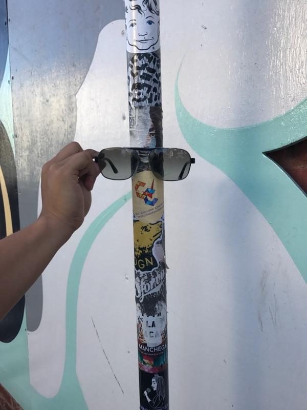 thecollegecheck's tweet photo. Spotted out in Cali! We ship all over, find some cool stuff for college. #californialove #collegelife #collegestuff https://t.co/f3hgi4uhz5 https://t.co/INEtE0jZdE