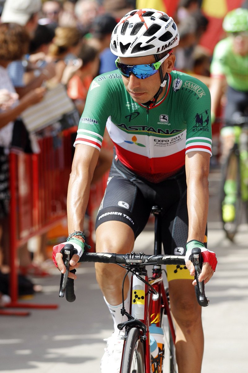 Argon18bike's tweet photo. Here are some shots from today’s ST6 at #LV2017! @LLEONSANCHEZ finished 4th & @AstanaTeam now ranks as the best team. #GalliumPro2018 #Fast https://t.co/pg2CDJoLoV