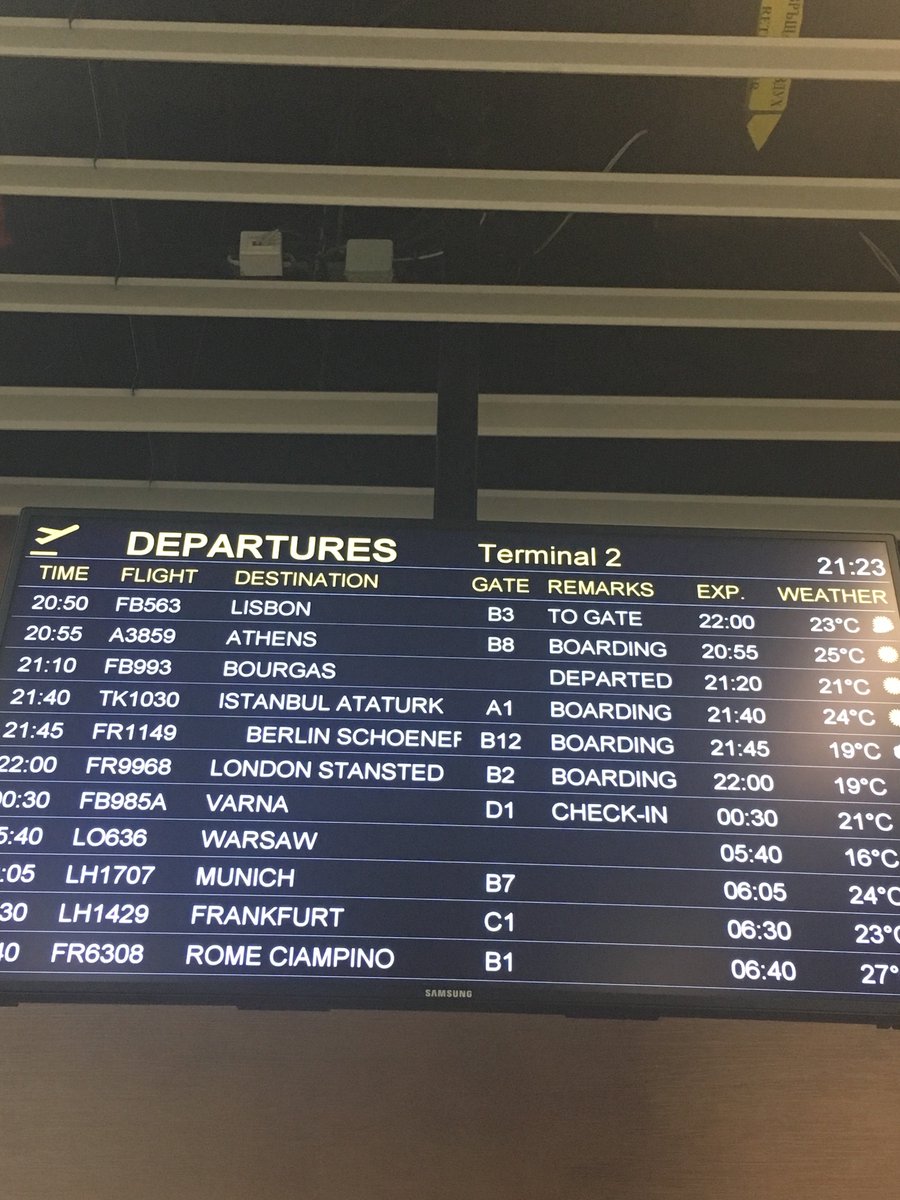 ThePipelota's tweet photo. @BulgariaAir just beaten @Ryanair in being unfair but @Ryanair were cool 
#noinfo2h #lastweek9h delay #lowcost airplane from Pristina #wtf? https://t.co/LgWrW5Xwyl