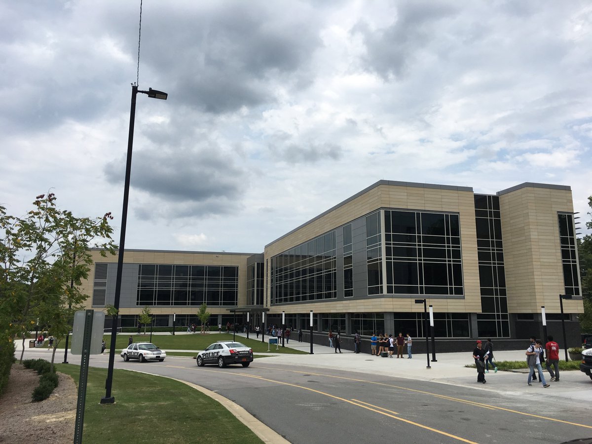 ODCcollege's tweet photo. Loved connecting with students at @waketechcc today! Excited for this upcoming semester. Don't miss Tacos &amp; Trivia on Thursday, Sept. 7 https://t.co/11uG1sqmrt