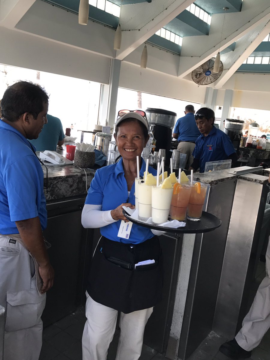 bar_starz's tweet photo. @FreshBlendz #World's best Pina Colada" #1Drink sold at #Aruba #Marriott #TikiBar #HandcraftedCocktails https://t.co/t8DBiXyDep