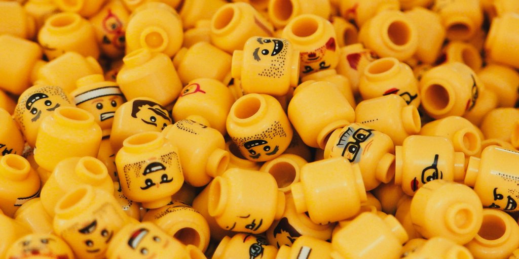 VP of Commerce, @ebizinboulder, explains why MFRs need to go #allin with #digital, like <a href="/LEGO_Group/">LEGO</a> and <a href="/Mattel/">MATTEL</a>. bit.ly/2va8GfK