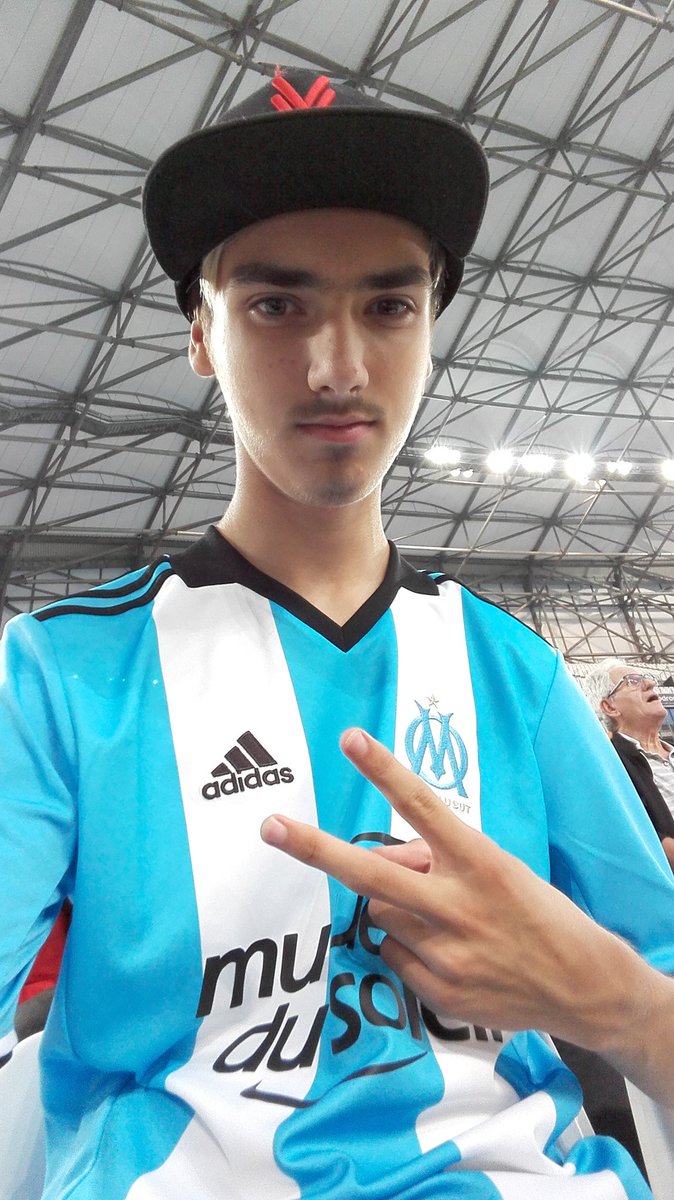 nicop9_camz's tweet photo. #MonOMDOM Vive l'OM, ร jamais les premiers !!! https://t.co/l2Z6ei3jXN