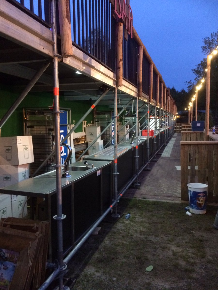 Miedemahoreca's tweet photo. Ze zijn er klaar voor @dodofestival #bakkeveen #daarishetfeestje https://t.co/y9XWFoyjjC