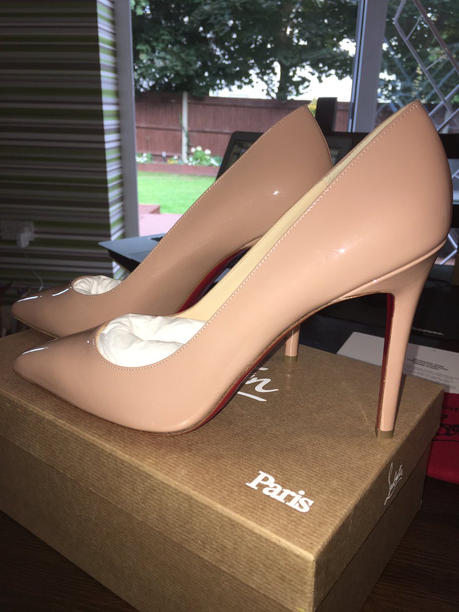 PlanAEvents's tweet photo. Here are photos of the shoes to show the condition. It's obvious I've never worn these out! @Selfridges @LouboutinWorld https://t.co/rMAla6gQLA