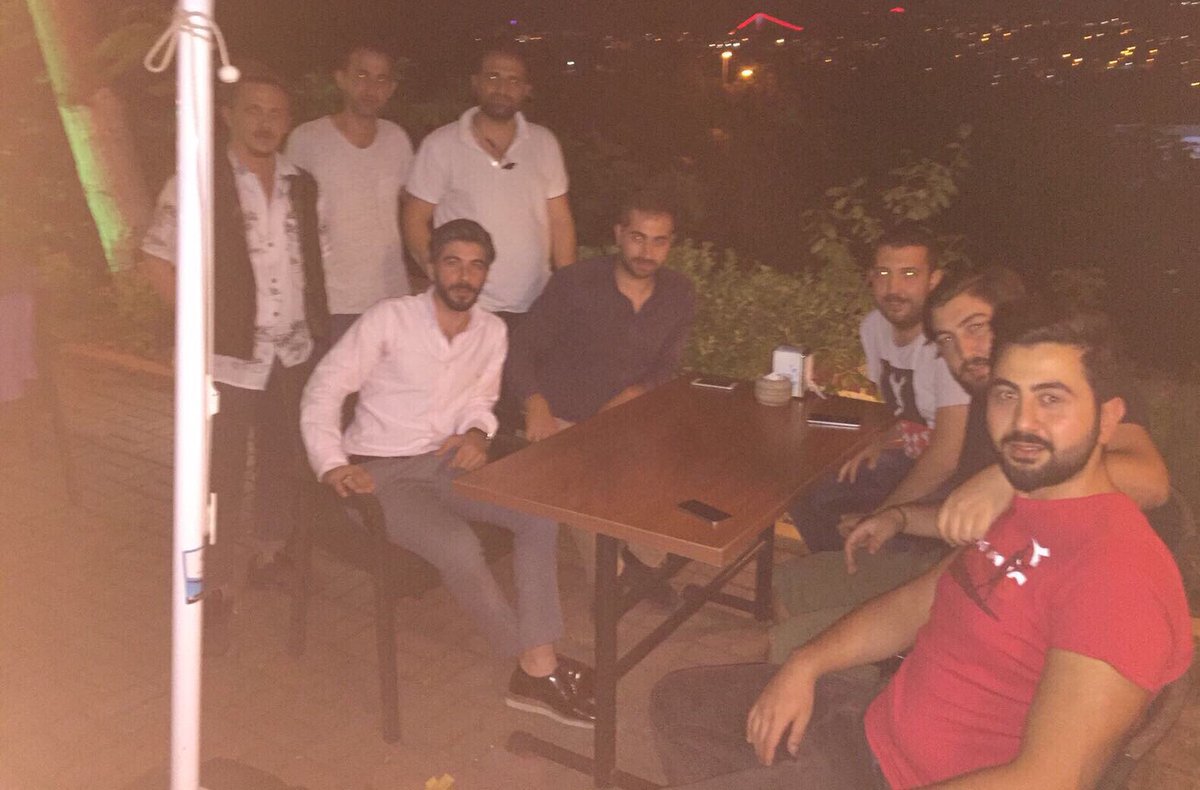 Poligon Mahallesi Haftalık Olağan Toplantısını Gerçekleştirdi <a href="/akgencistanbul/">AK Gençlik İstanbul</a> <a href="/tahaayhan/">Taha AYHAN</a> @AhmetYlLDIZ <a href="/alperodabas08/">Alper ODABAŞ</a> @MEHMETNERGS1