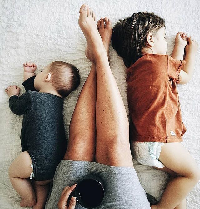 mariapecoff's tweet photo. Rest your precious feet. #reflexologist #yourfeetingoodhands, image @thebump https://t.co/hkTT2AqZV0