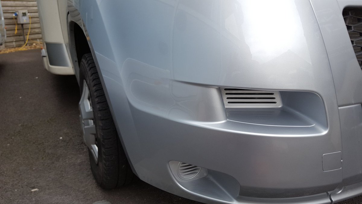 VRCltd1's tweet photo. #motorhome #motorhomerepair #mobilebodyshop @BaileyofBristol  Bailey approach  minor bumper scrape. Now as good as new https://t.co/vUFRGoj6el