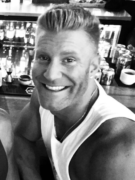 AnthonyWarner11's tweet photo. @PrinceEli22 @DaveDavidenko @rhonda0665 @lenrb3 @johnnyv_muscle Oh Happy #tbt my Prince #JVFam and @johnnyv_muscle 😘😘😘😘😘😘 https://t.co/Nqm33lO3z9
