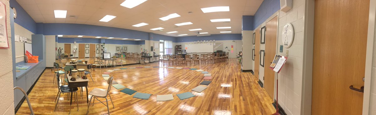 sarahbinman's tweet photo. It's going to be a great year at Jones! #JOfamily @MACS_steAm @MACSchools https://t.co/8l7V3QGXkH