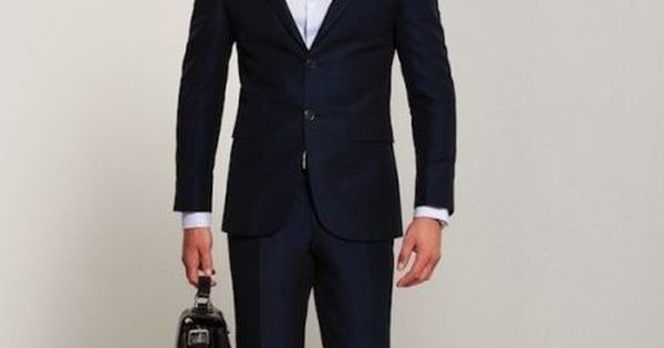 KaraAllan's tweet photo. Just Pinned to Nothing Better Than A Sharp Dressed Man!: Rules To Follow To Wear Suits The Right Way | … https://t.co/peA3myR1rO https://t.co/NSl8hkJg1P