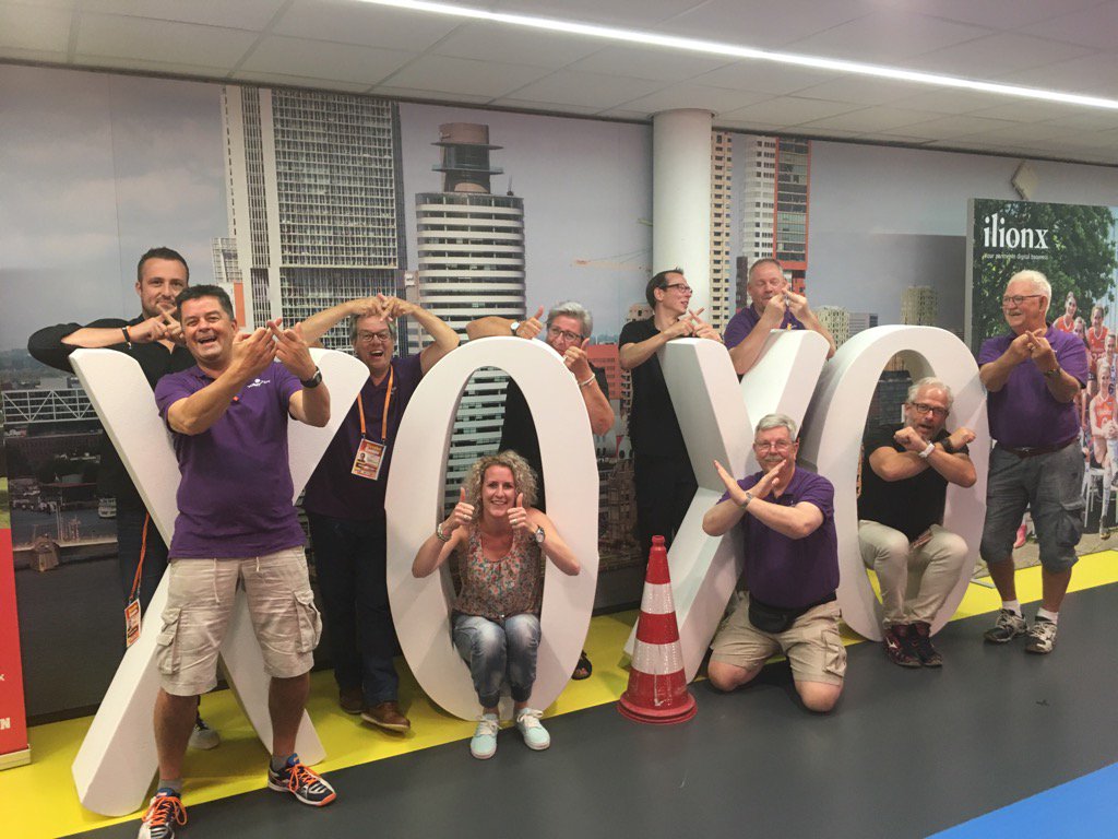 XOXO hugs and kisses van Nevobo Event team