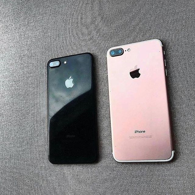 Alexandracarmil's tweet photo. #GIVEAWAY FINALLY #IPHONE7  YOU HAVE TO #FOLLOW AND #RETWEET TO WIN! ENDS IN 9 DAYS #IPHONE #APPLE https://t.co/htJ47Scs1j https://t.co/GfTjuMfaYa