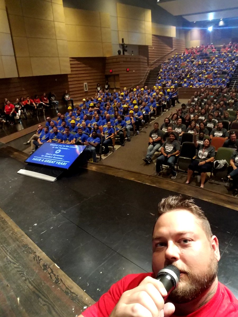MrTSCUC's tweet photo. Convocation 2017 2018! https://t.co/8FMyVNlP9C
