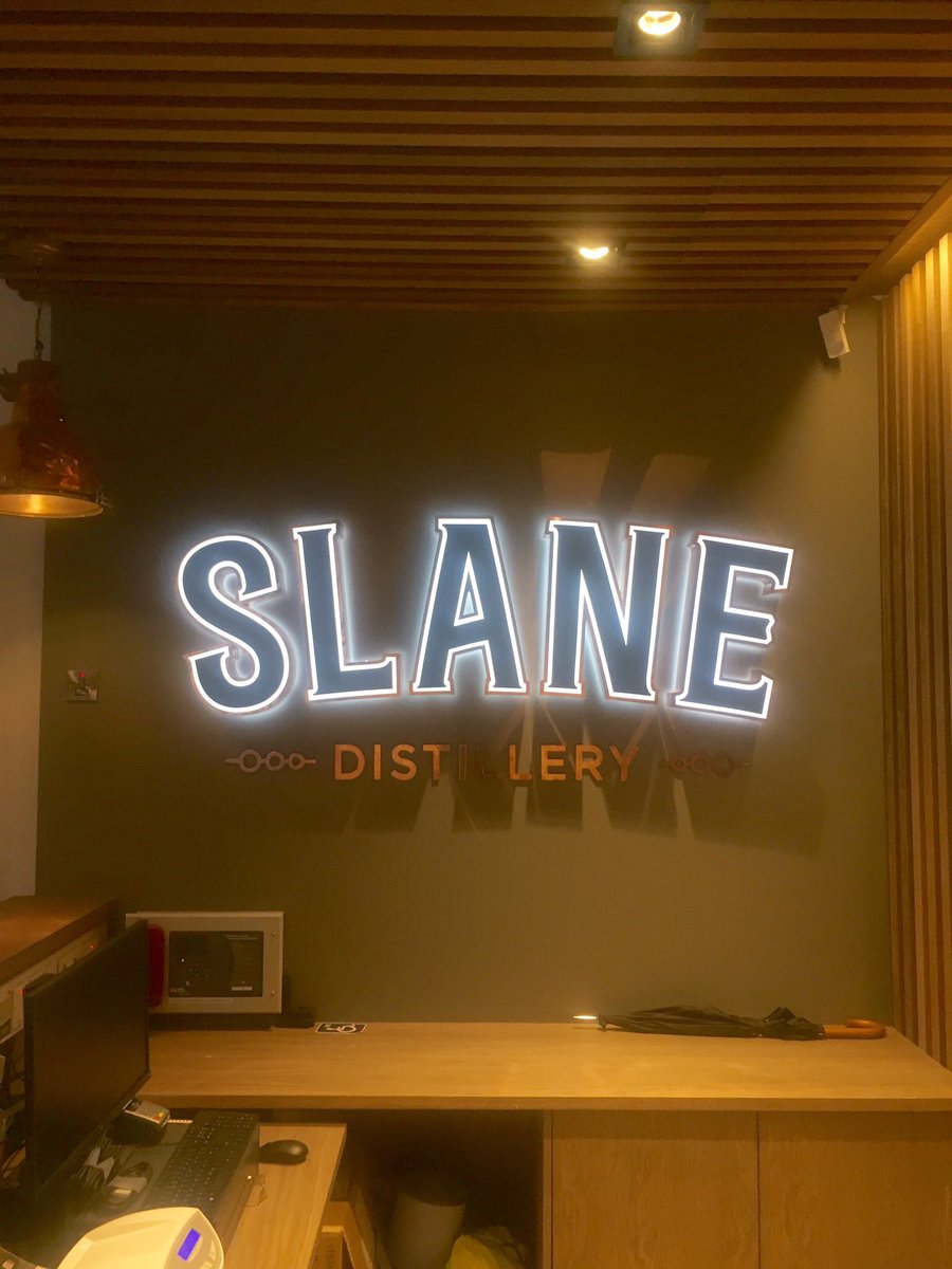 reglooby's tweet photo. What a wonderful night at #slanedistillery best of luck guys!, great whiskey https://t.co/wMB6oFHVwT