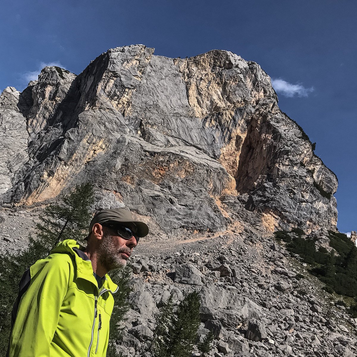 frank61MI's tweet photo. ⛰#valpomagagnon #trekking #hiking #climbing #cortina #cortinadampezzo #mountains #montagne #dolomiti #dolomites #pomagagnon https://t.co/aozPGiMP1l