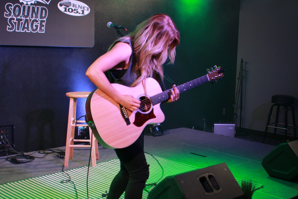 1051KNCI's tweet photo. .@lindsayell, thank you so much for coming by our @wingstop Sound Stage today! #wingstopsoundstage
Photos: https://t.co/WssnyA6rlo https://t.co/LJ40chMrAl