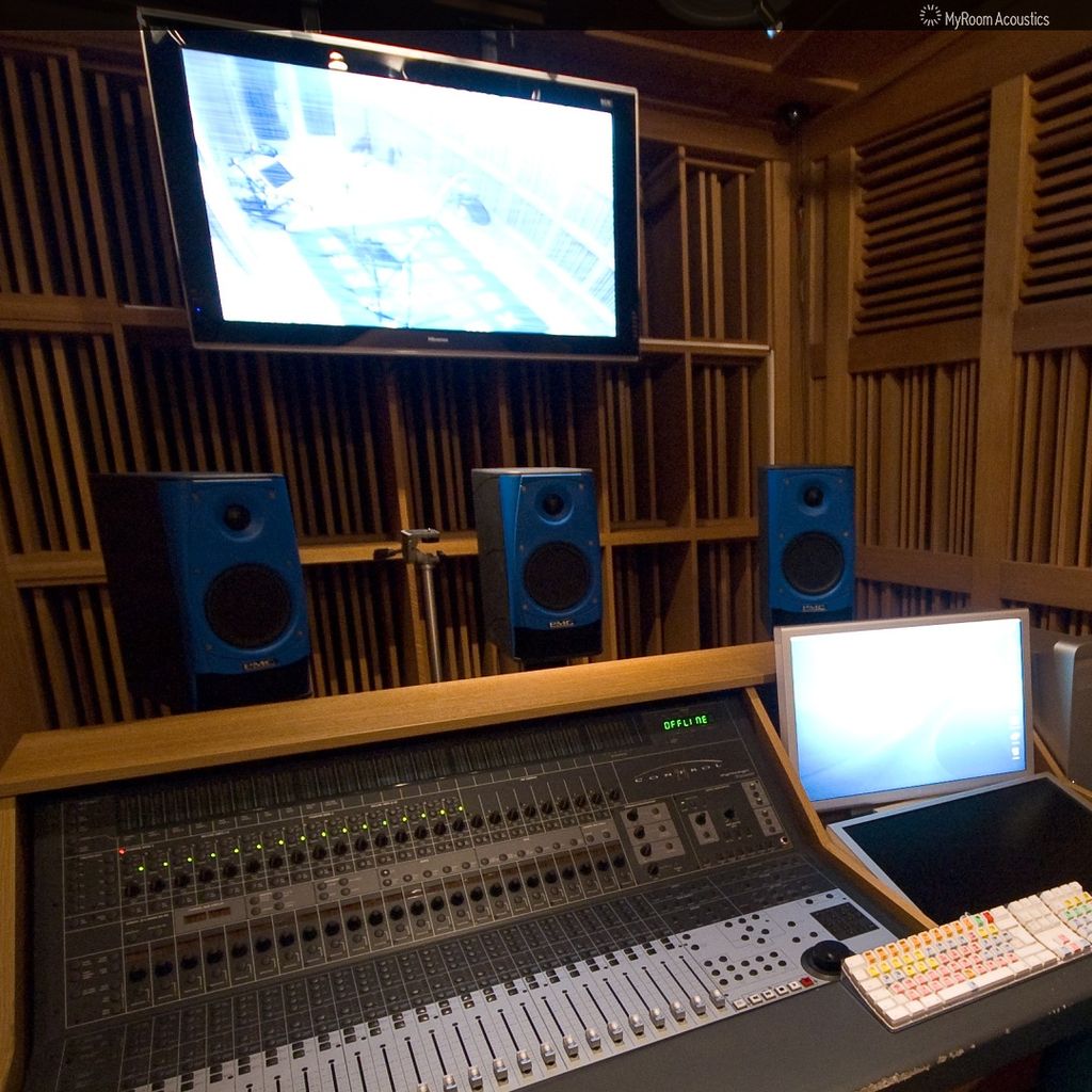 BogicPetrovic's tweet photo. Surround control room 
 #acousticdesign #audioengineer  #hybrid_diffusers #studiobuilding #controlroom #proaudio⠀⠀
 #homestudio #drumroom https://t.co/4QhOr28zzD