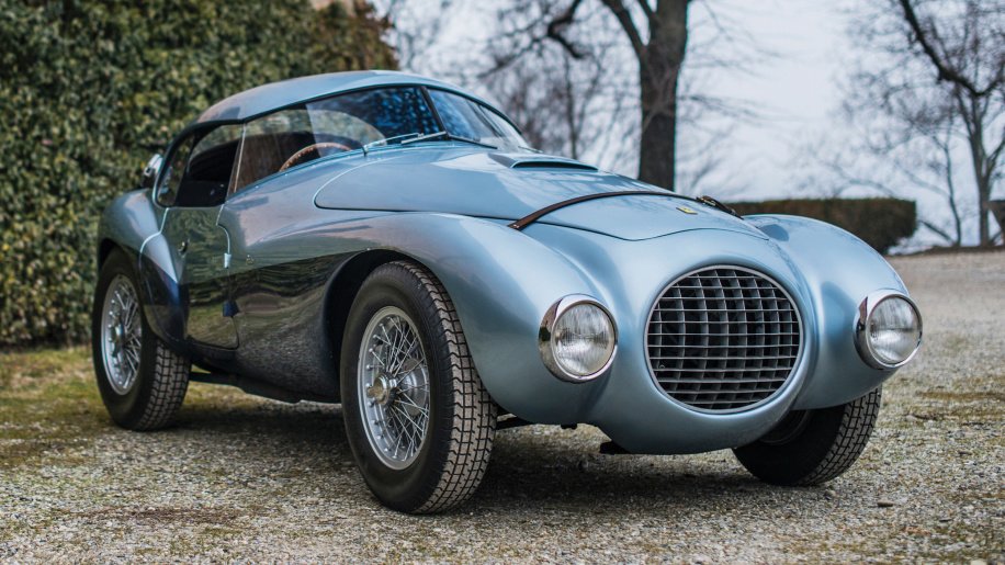 therealautoblog's tweet photo. Take a look at the 10 most expensive cars sold at #PebbleBeachConcours: https://t.co/LGHVgXU868 https://t.co/b4gqV8hC3h