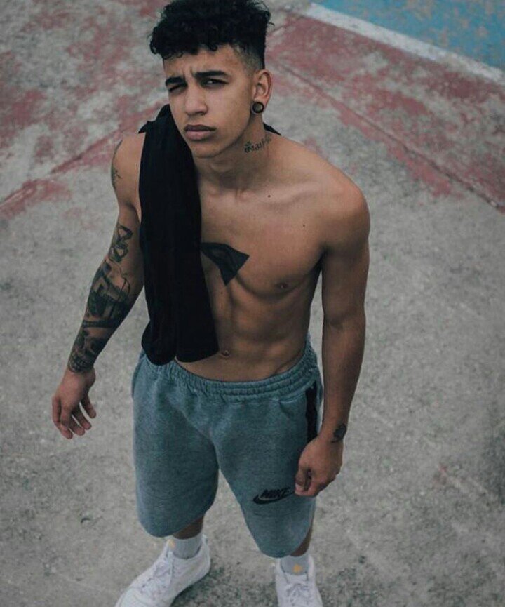 JaWeno2's tweet photo. -Podrá existir Bad bunny,Anuel,Noriel,Ozuna pero nada como escuchar estos Hijos de ver... Con esta gente se vacila tienen sabor niñoo. https://t.co/rARP6XNYpg