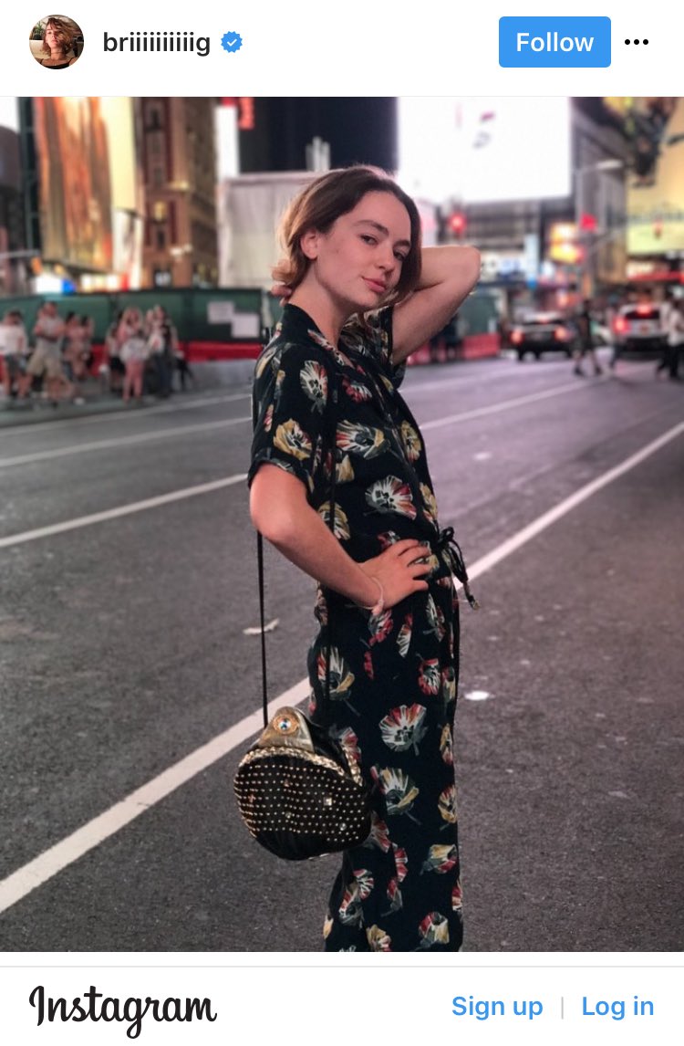 Twitter 上的 くろまつ ユニークライフ Atypical で初っ端から完全にブリジット ランディ ペイン お顔立ちの系統はローズ デップかな の魅力に撃ち抜かれたんですが インスタグラムを覗いたら めっちゃドラマのキャラのまんまで より好きになってしまった