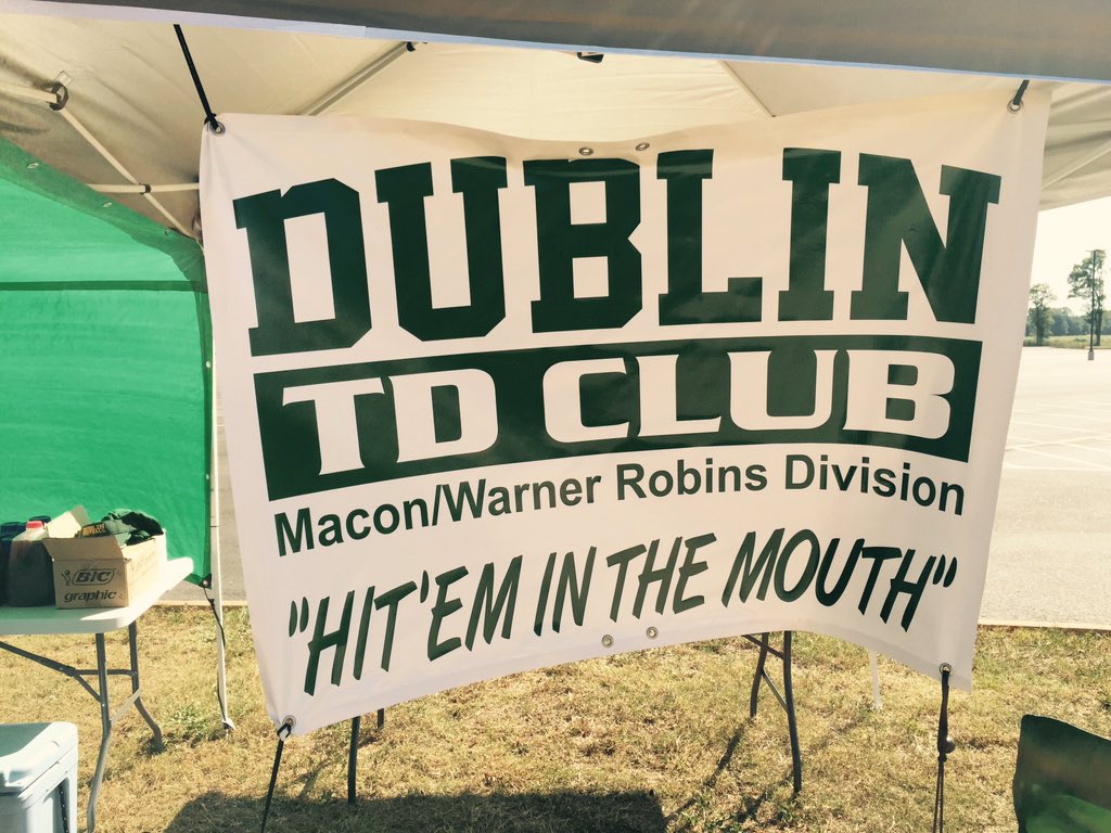 @LukeWGXA <a href="/VHSDirtyBirds/">Dirty Birds</a> <a href="/DublinTDClub/">Dublin Football</a> is ready @LukeWGXA for #Firstand10 !