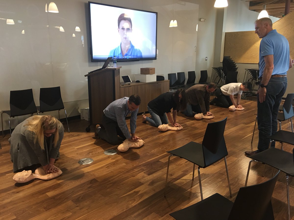 RickWorrel's tweet photo. Spreading the #HandsOnlyCPR benefits today w/ @ACIBoland ; trained 30+ team members #pumphard #pumpfast @AHAKansasCity #affinis #MinnieAnne https://t.co/vv34LwOnVf
