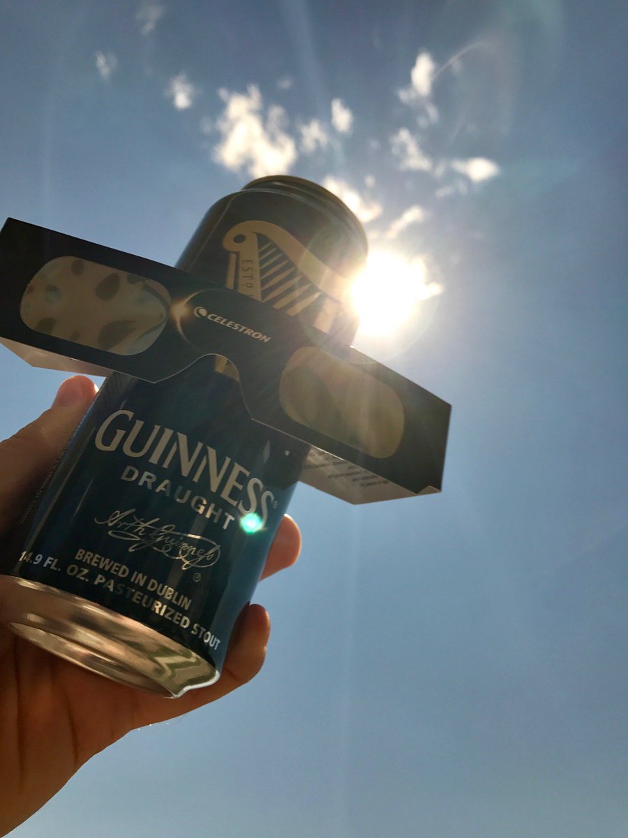 Ball_Corp's tweet photo. #TBT to Monday's total solar eclipse. Our employees captured some amazing pics! #canvocate #eclipse17 https://t.co/SmUpgjNN5W