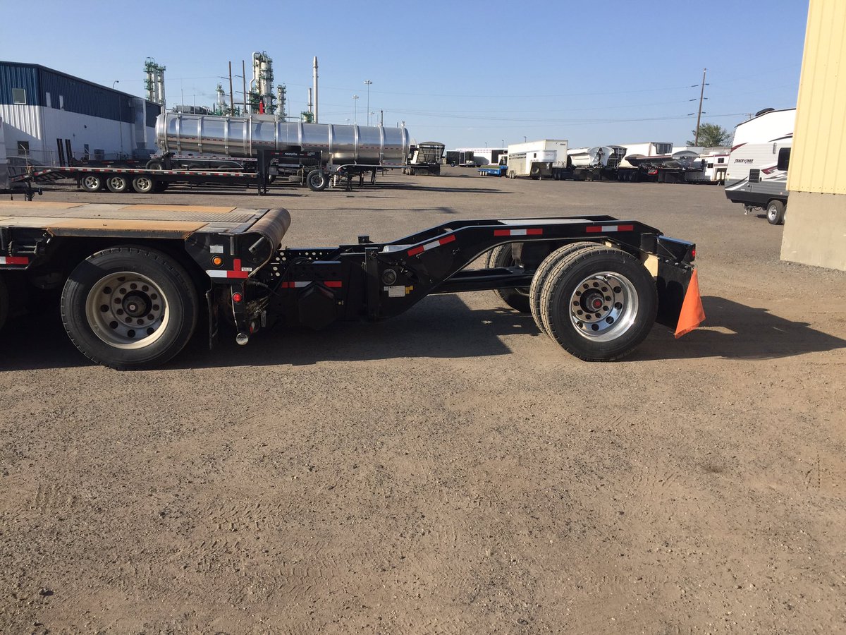 Warnertruck's tweet photo. Congratulations to Peter at Flying U Holdings on the purchase of a 2018 Doepker Jeep and 2018 Doepker Booster!
#warnertrailer #doepker https://t.co/GHSAeeYAwA