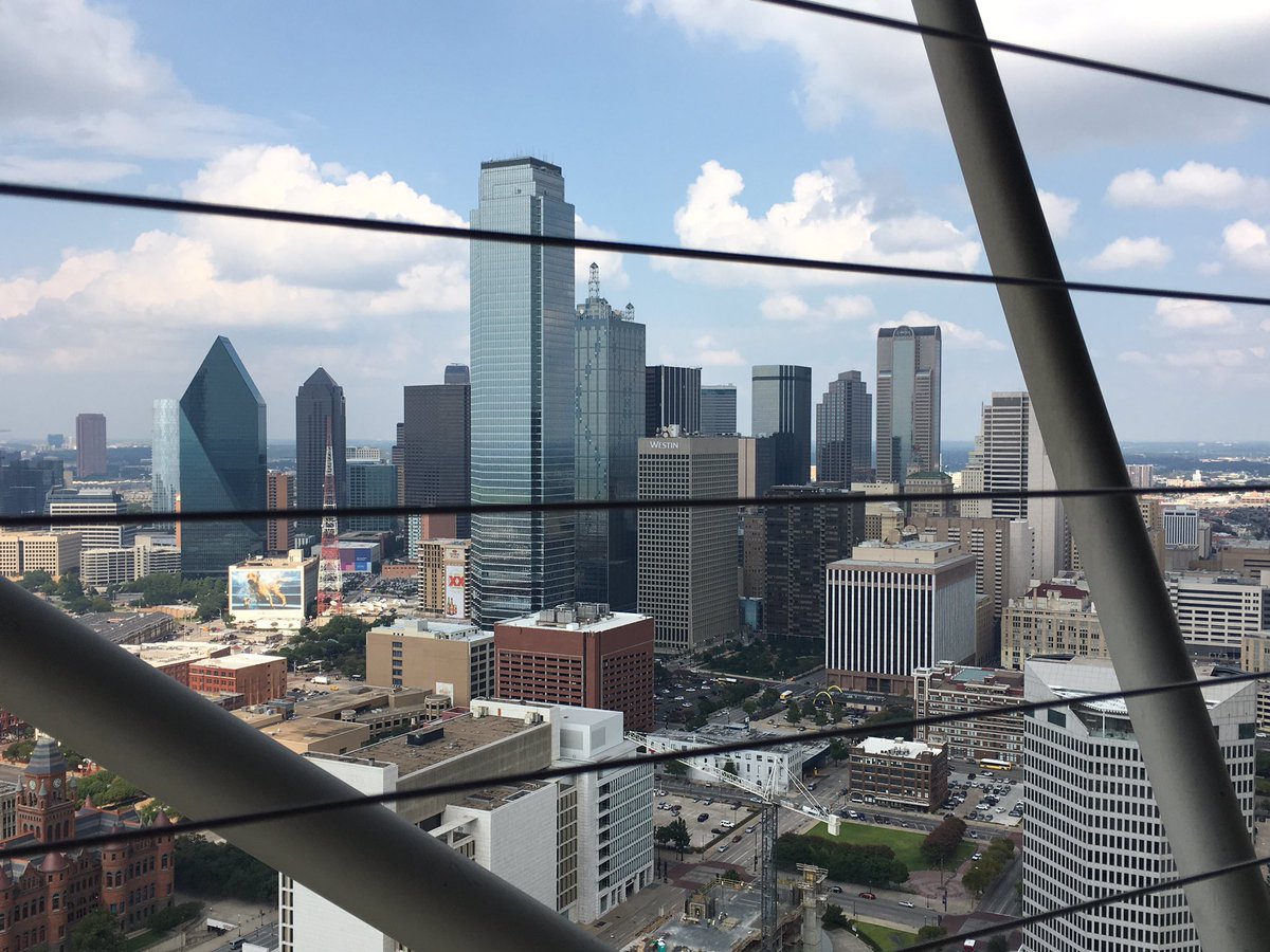 CharleneD2005's tweet photo. The view from the top! #reuniontower #pcgcare https://t.co/x26lvyvhTy
