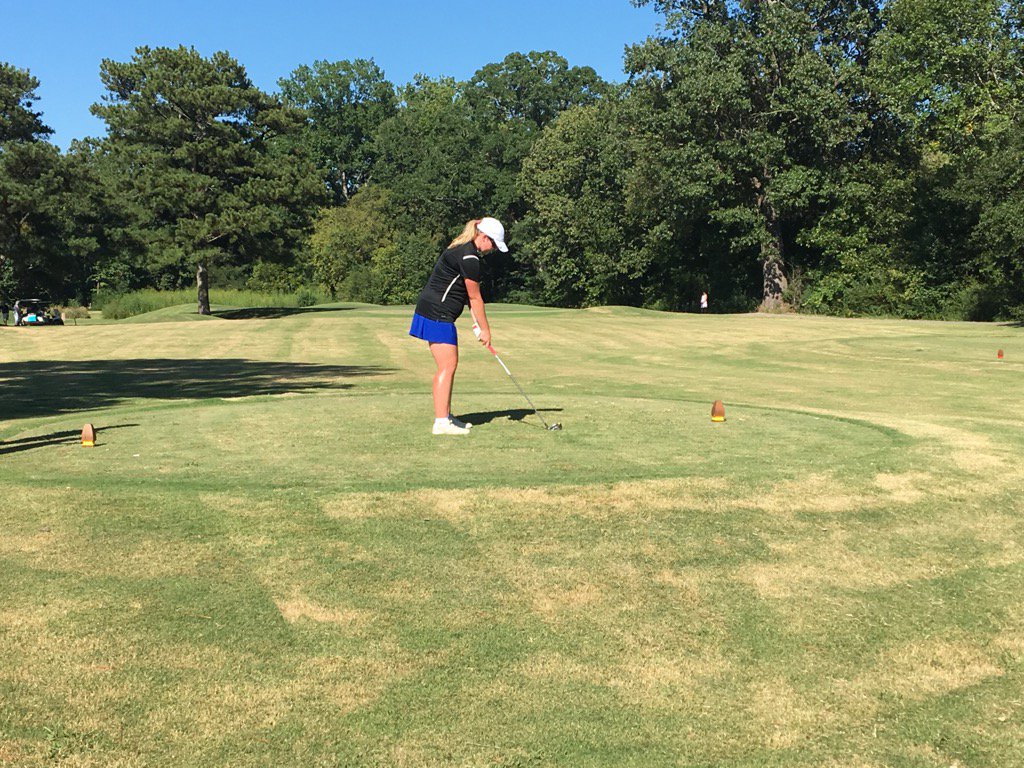 gpsgolfteam's tweet photo. Senior McKenzie Frizzell tees it up for the Bruisers today at Brown Acres. Good luck, girls! https://t.co/A6GjOO7kAC