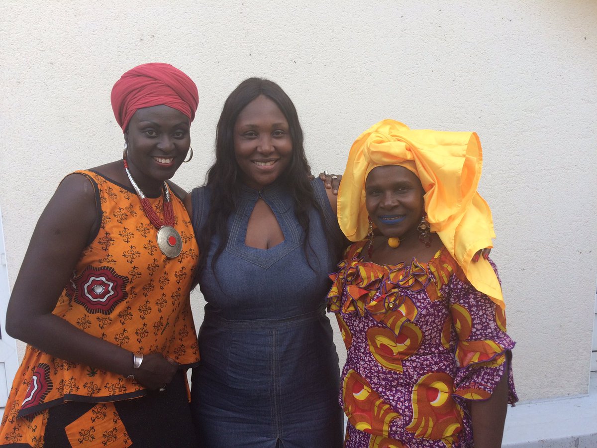 SebJedorRFI's tweet photo. Apolline Traoré (au centre) pour film #Frontieres @ffangouleme : sur @RFI demain en francais et en #Mandenkan #Burkina #Senegal #Mali #Niger https://t.co/rdEJ0E3MO7