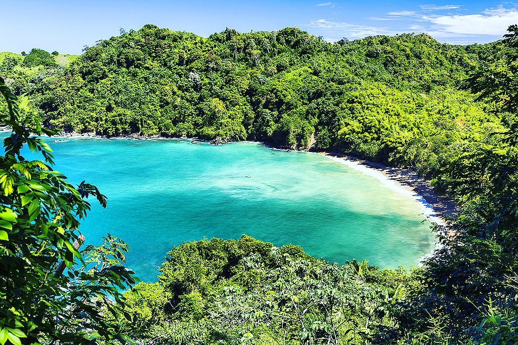 View_TT's tweet photo. Can you name this iconic location? Hint: It's in Tobago! #VIEWTT #RoamTT #Tobago #Trinidad #TheTrueCaribbean https://t.co/lmfVudYkx9