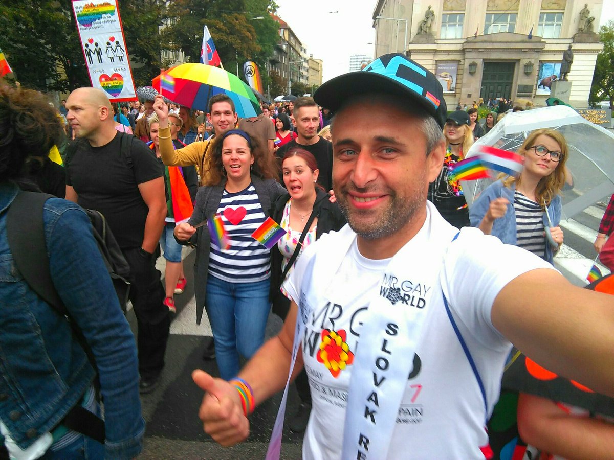 dominikschoffer's tweet photo. Pride Bratislava Slovakia #jschoffer https://t.co/3grhQXLyn0