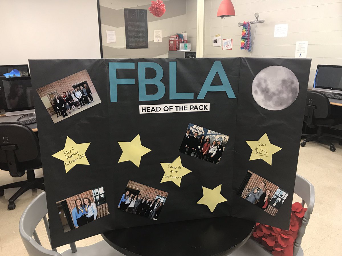 WhitneyyBaker's tweet photo. Love my sweet FBLA kiddos. They make my job FUN!! #RUSHprep #WCFBLA #WCMAD #MOFBLA17 #MOFBLA #WCHS #WCHOPE https://t.co/4jZu4QuXE4