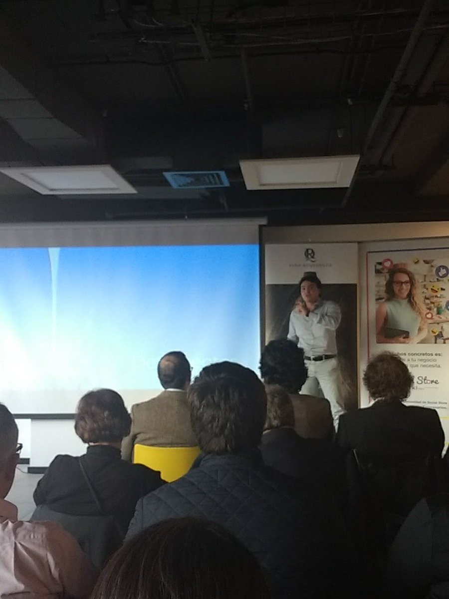 Mioexo_startup's tweet photo. #techevening @startupchile #novacold https://t.co/KtBMjkF93h