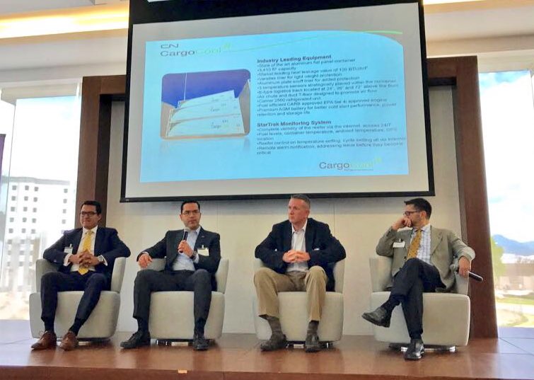 ACianca_CN's tweet photo. Bringing innovative #SupplyChain solutions for customers in #Mexico in collaboration with business partners @CNRailway #CNCargoCool https://t.co/y5oQQXtcCF
