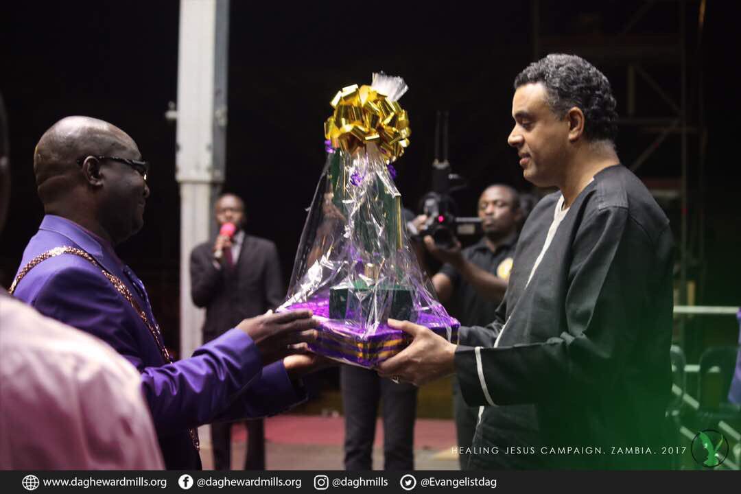 EvangelistDag's tweet photo. I am amazed at the fantastic miracles we witnessed today at the Healing Jesus Campaign in Ndola in Zambia. https://t.co/lMHMJNGEAC