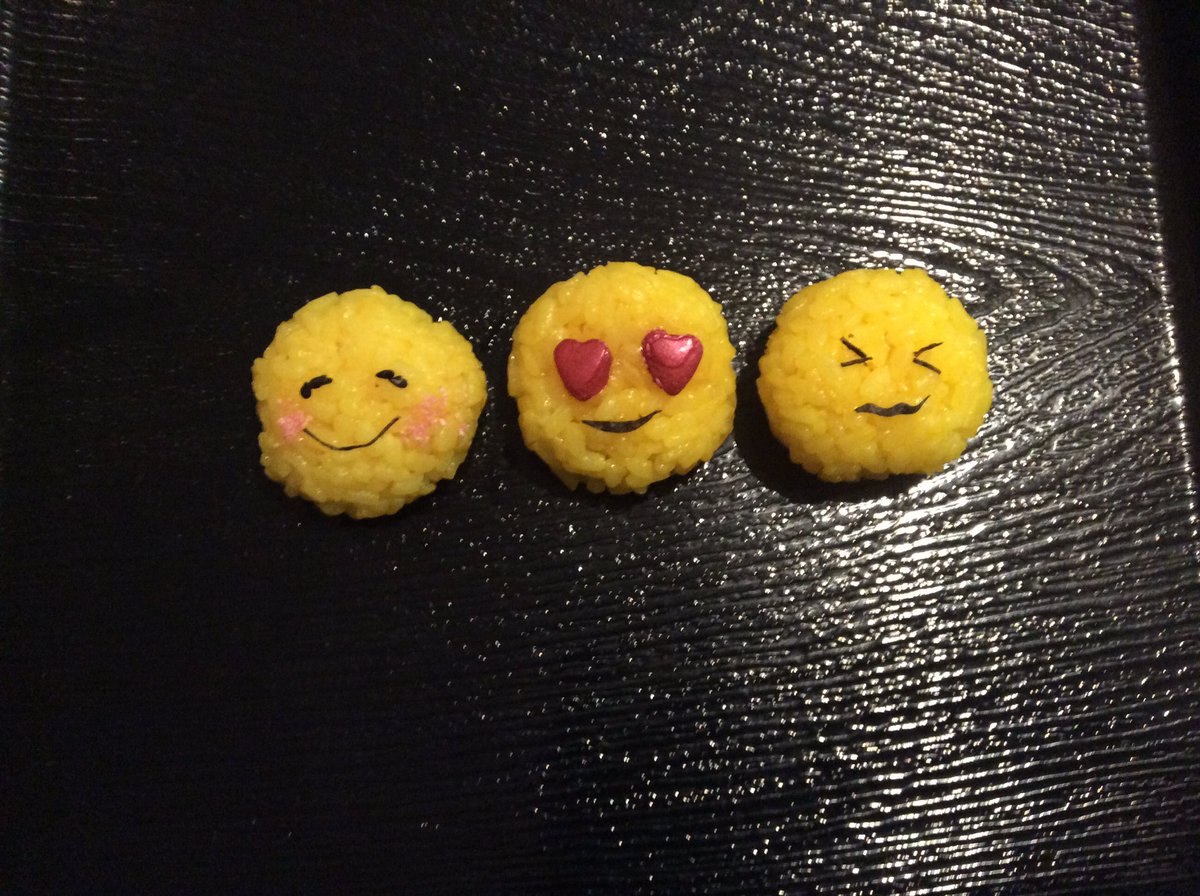 WabiSabiKitchen's tweet photo. Sweet Emoji Sushi class for children on Thursday, 31 August , if interested do get in touch #sushiclass #EmojiMovie  #funtimes #children https://t.co/n8TNErZaa5