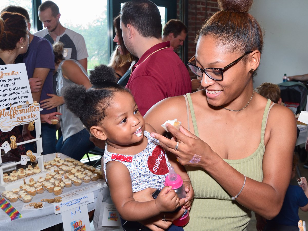 LookingSoLong's tweet photo. Another sampling of photos from the 7th annual St. Pete #CupcakeContest & 100th Anniversary of @MoreanArts. #Morean https://t.co/MbUqOrokbl https://t.co/QRz7TVnXpk