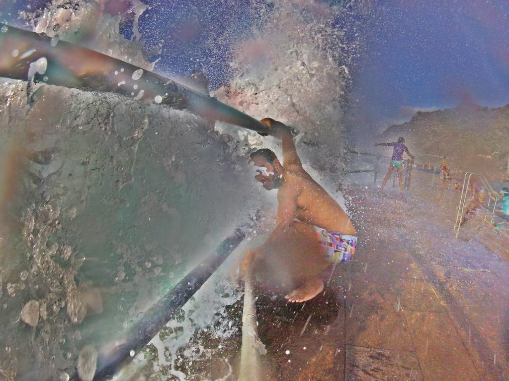 echeydeperez's tweet photo. Bajamar contra calor...@twitenerife @Turismo_LL @canarias_es @EmocionesCan @vistoencanarias @paisajecanario https://t.co/mW6Zd8lBzn