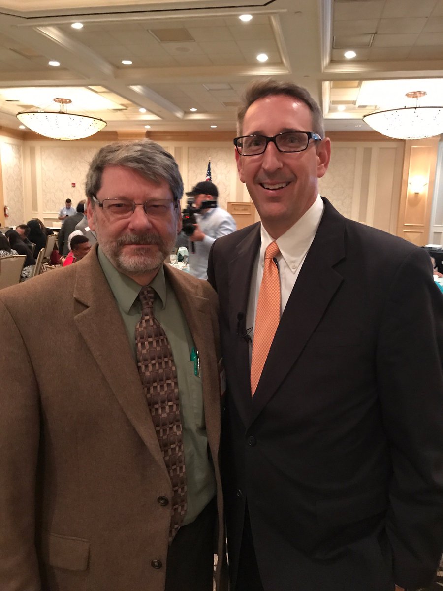 DavidPenn47's tweet photo. Amazing! Thank U @hammond4nevada 4 supporting the LV Asian business community&address important business&ethical issues #lvacc @rosemanuhs https://t.co/KmPWIBr1C7